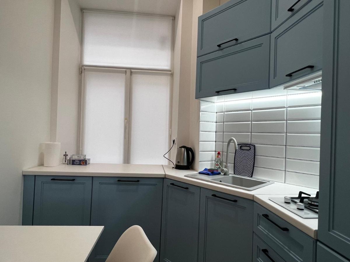 Apartment Lesya Kurbasa Lviv Bagian luar foto