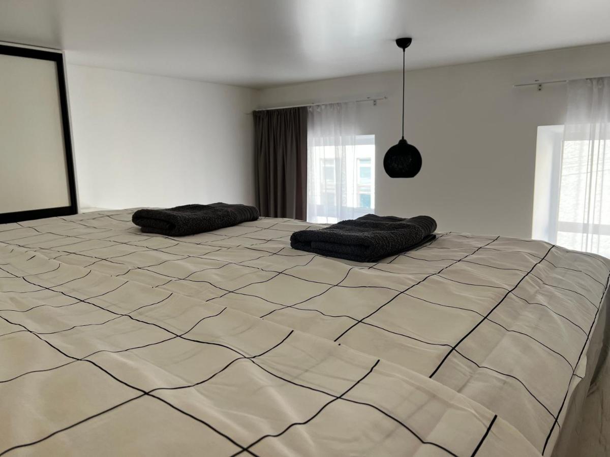 Apartment Lesya Kurbasa Lviv Bagian luar foto