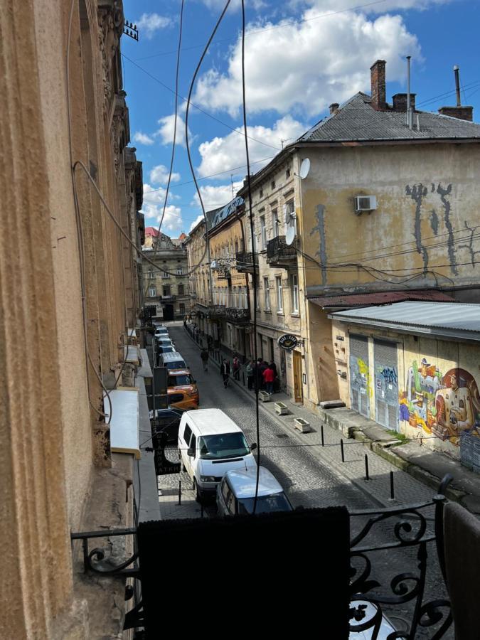 Apartment Lesya Kurbasa Lviv Bagian luar foto