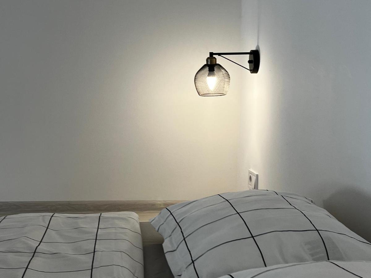 Apartment Lesya Kurbasa Lviv Bagian luar foto