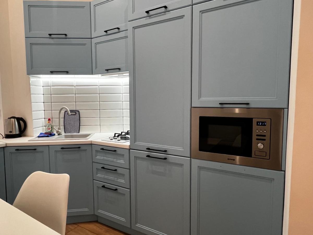 Apartment Lesya Kurbasa Lviv Bagian luar foto