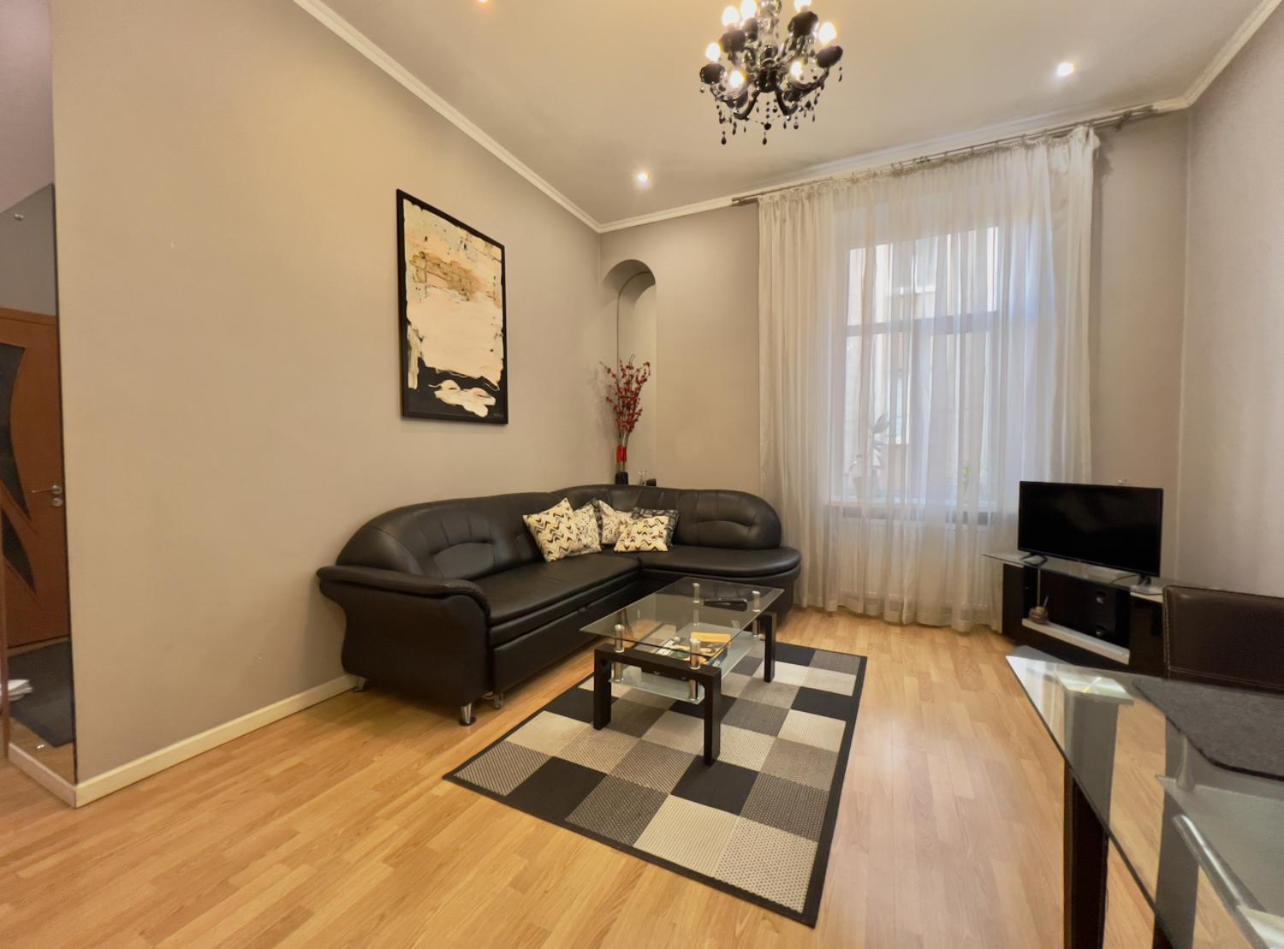 Apartment Lesya Kurbasa Lviv Bagian luar foto