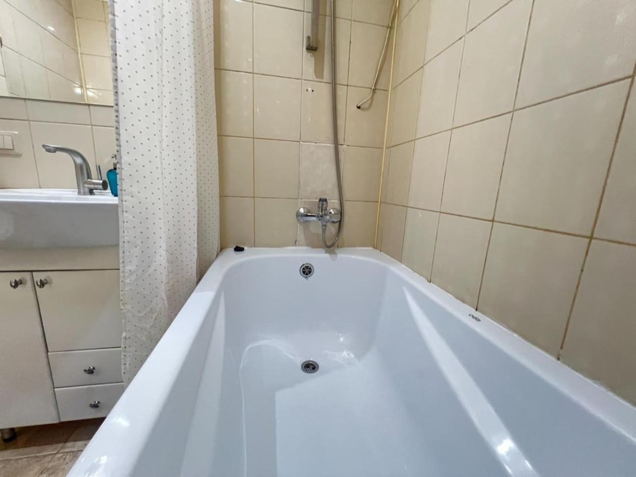 Apartment Lesya Kurbasa Lviv Bagian luar foto